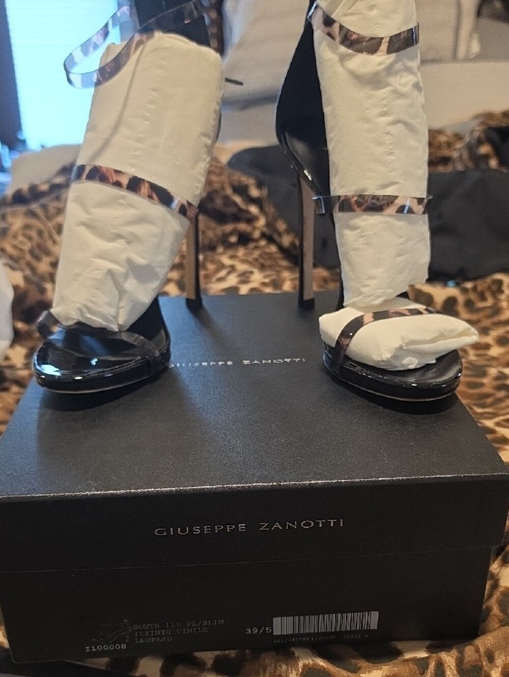 Shoes - Picture 2 of 6